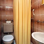 Apartman With Parking Space Gornja Vala, Makarska - 4890 *
