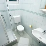 Apartman With Parking Space Gornja Vala, Makarska - 4890 *