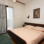 Apartman With Parking Space Gornja Vala, Makarska - 4890